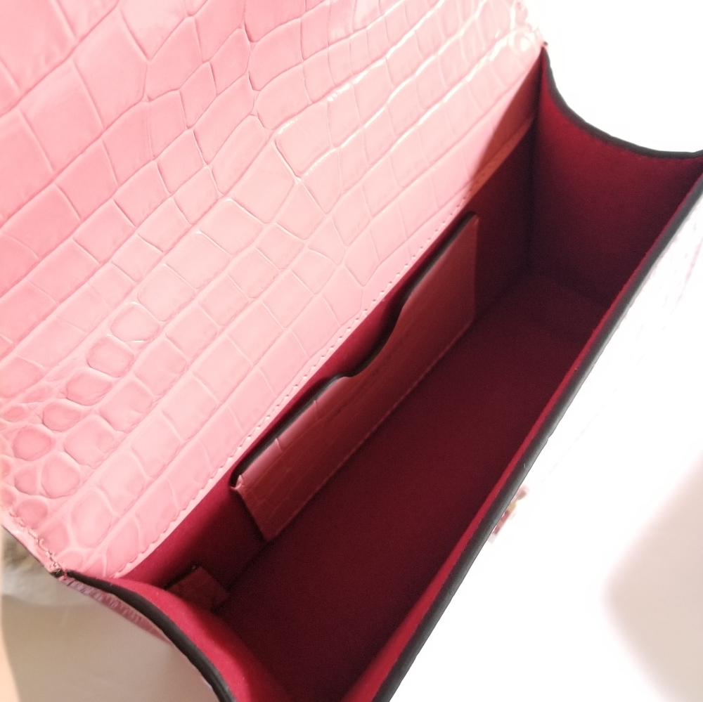 Alexander McQueen Four Ring Croc-Embossed Leather Crossbody Bag Pink - Picture 4 of 10